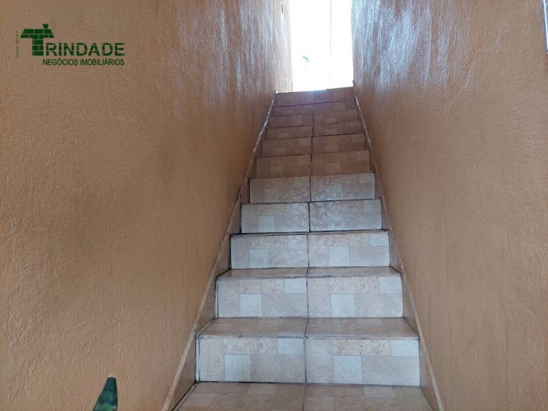 Casa com 3 dormitórios à venda, 240 m² por R$ 420.000,00 - Jardim Leonor - Cotia/SP — foto 2 de 15