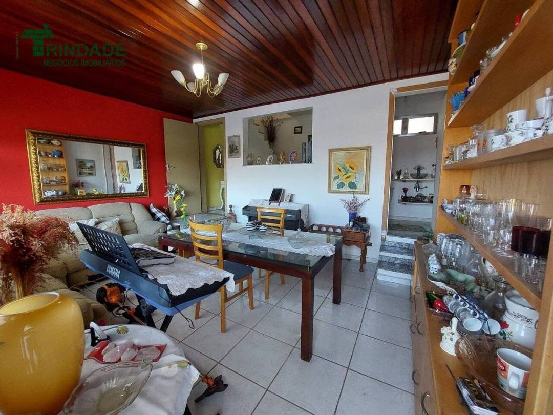 Casa com 5 dormitórios à venda, 200 m² por R$ 580.000,00 - Centro (Cotia) - Cotia/SP