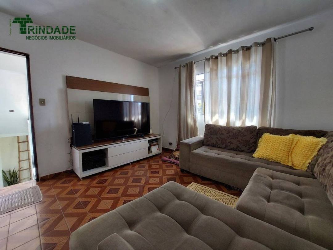 Casa com 7 dormitórios à venda, 268 m² por R$ 700.000,00 - Jardim Leonor - Cotia/SP — foto 8 de 44