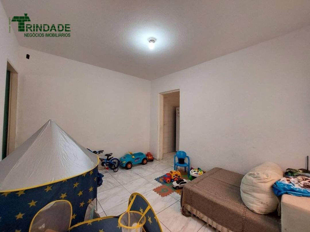 Casa com 7 dormitórios à venda, 268 m² por R$ 700.000,00 - Jardim Leonor - Cotia/SP — foto 29 de 44