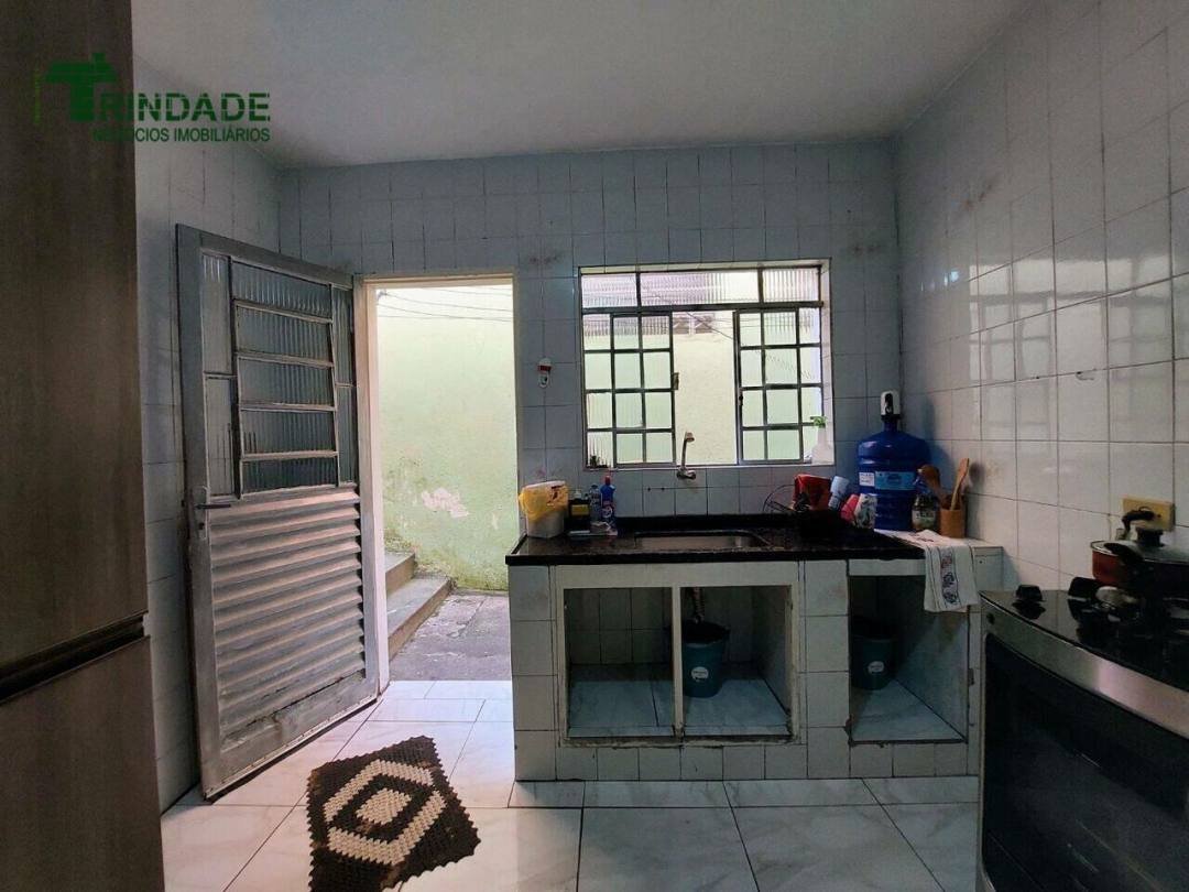 Casa com 7 dormitórios à venda, 268 m² por R$ 700.000,00 - Jardim Leonor - Cotia/SP — foto 40 de 44