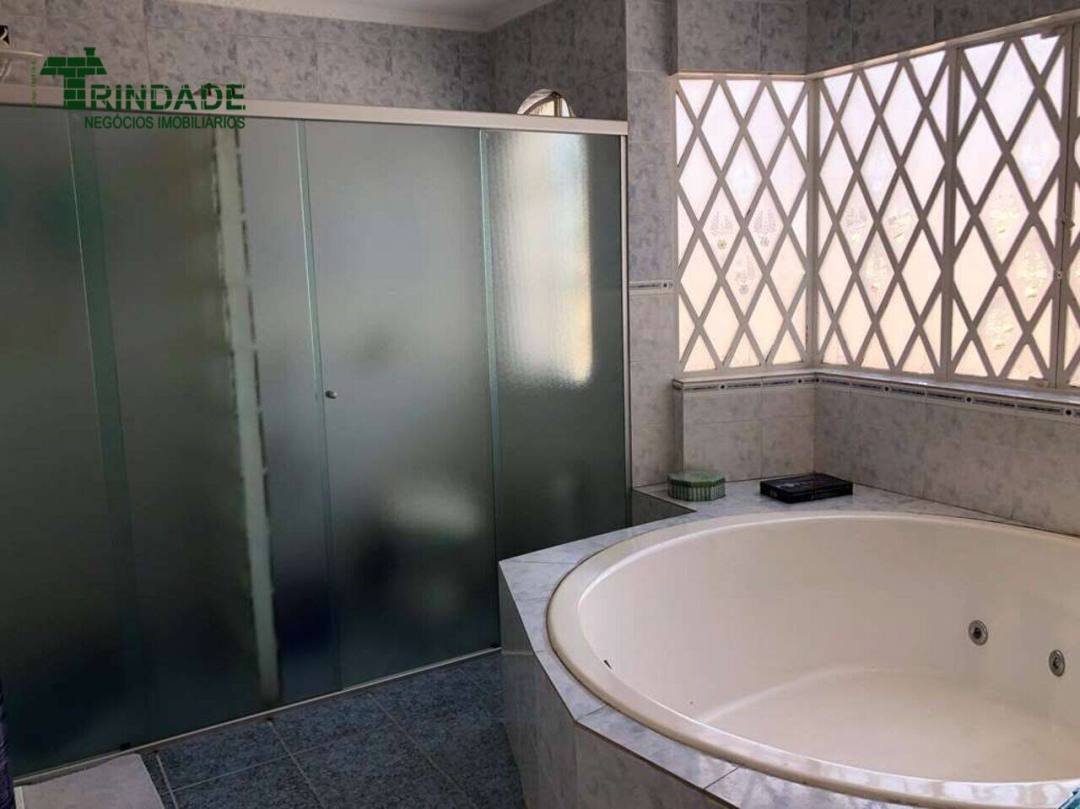 Casa com 4 dormitórios à venda, 587 m² por R$ 2.550.000,00 - Granja Viana - Cotia/SP — foto 19 de 32