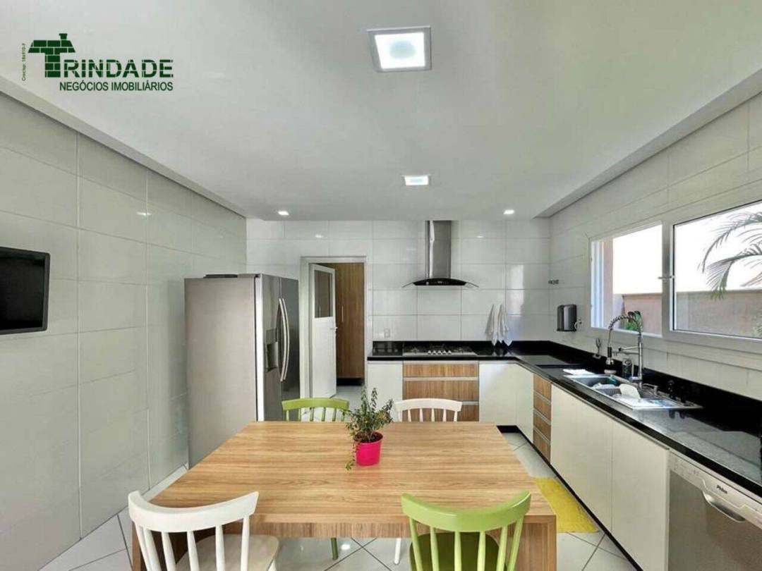 Casa com 4 dormitórios à venda, 315 m² por R$ 2.800.000,00 - Granja Viana - Cotia/SP — foto 15 de 44