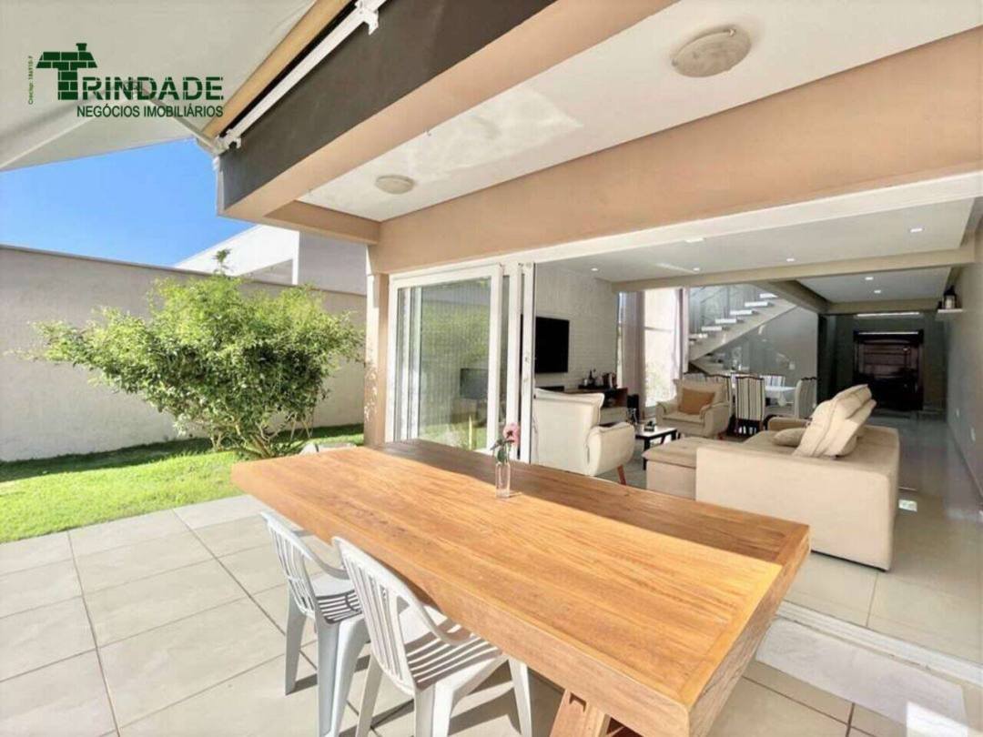 Casa com 4 dormitórios à venda, 315 m² por R$ 2.800.000,00 - Granja Viana - Cotia/SP — foto 17 de 44