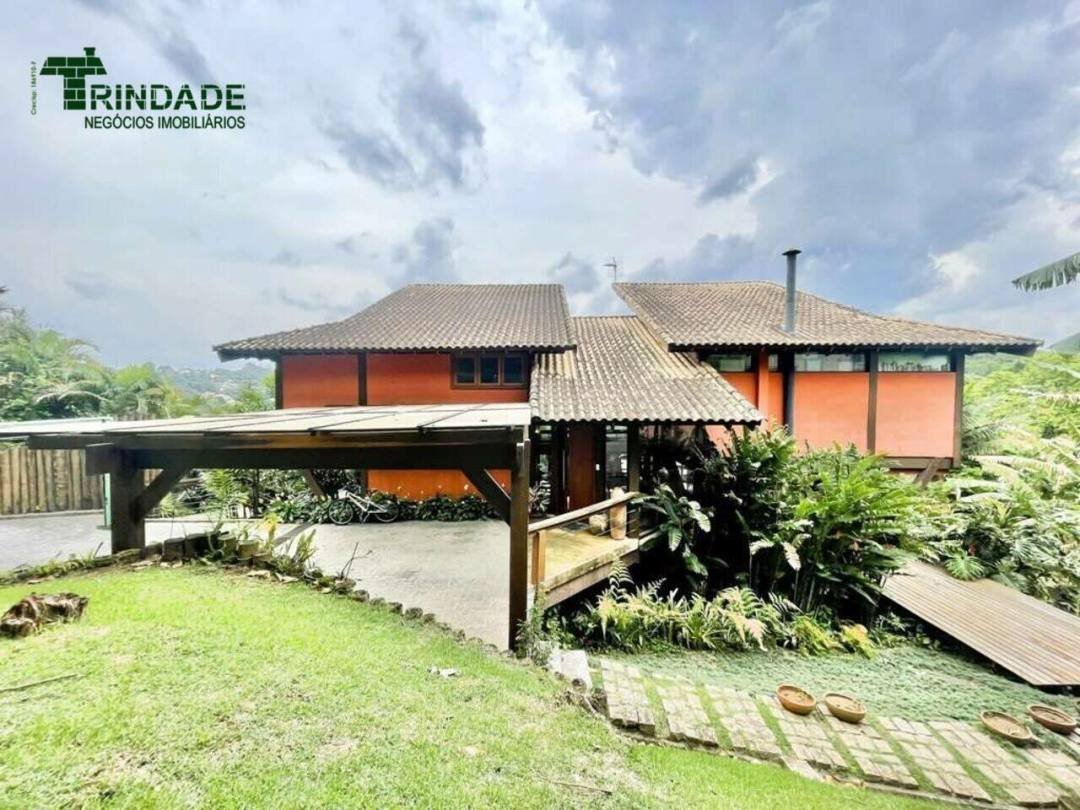 Casa com 3 dormitórios à venda, 282 m² por R$ 2.250.000,00 - Granja Viana - Carapicuíba/SP — foto 2 de 55