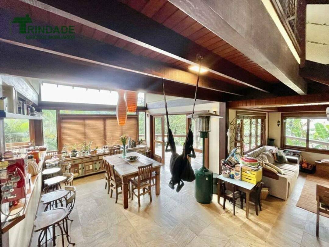 Casa com 3 dormitórios à venda, 282 m² por R$ 2.250.000,00 - Granja Viana - Carapicuíba/SP — foto 15 de 55