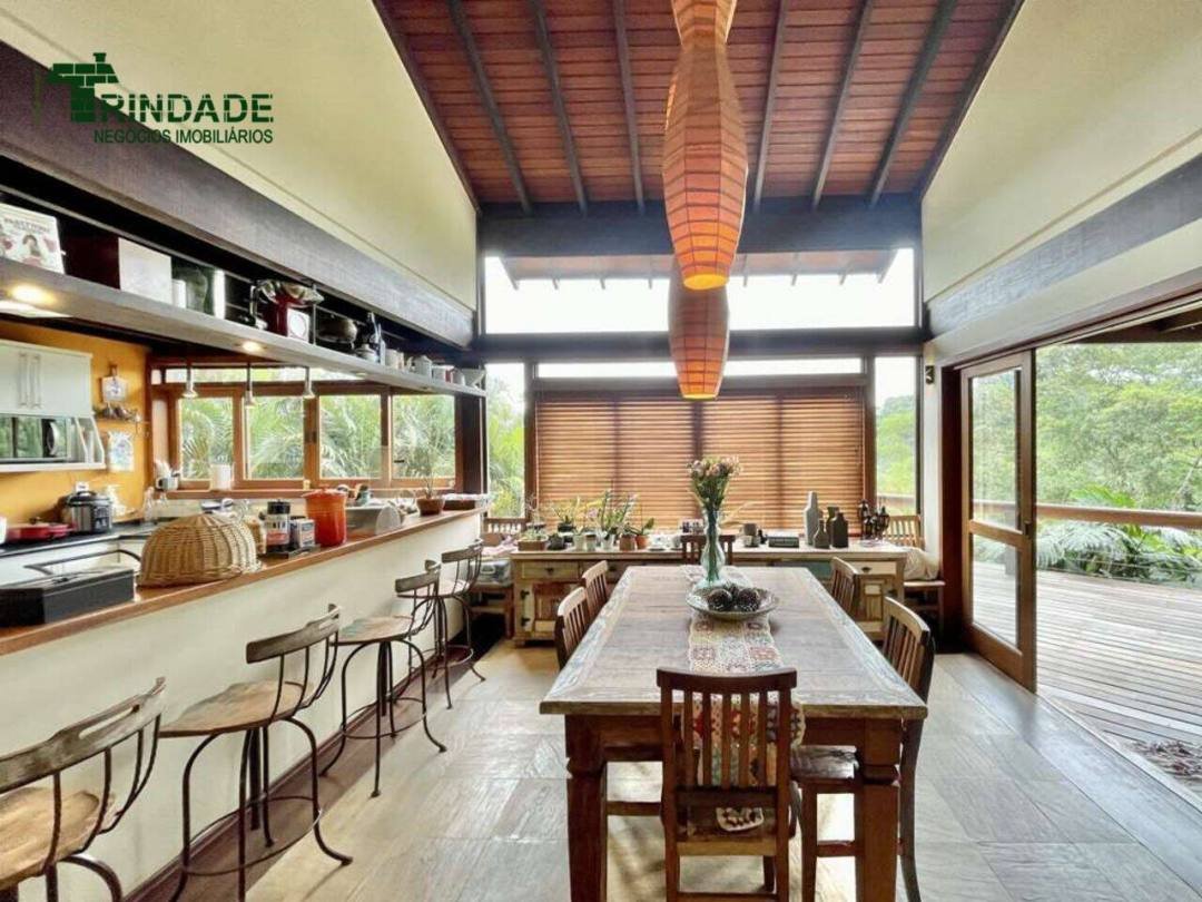 Casa com 3 dormitórios à venda, 282 m² por R$ 2.250.000,00 - Granja Viana - Carapicuíba/SP — foto 17 de 55