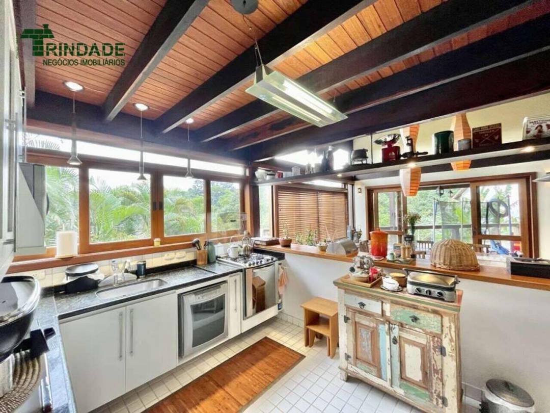 Casa com 3 dormitórios à venda, 282 m² por R$ 2.250.000,00 - Granja Viana - Carapicuíba/SP — foto 19 de 55