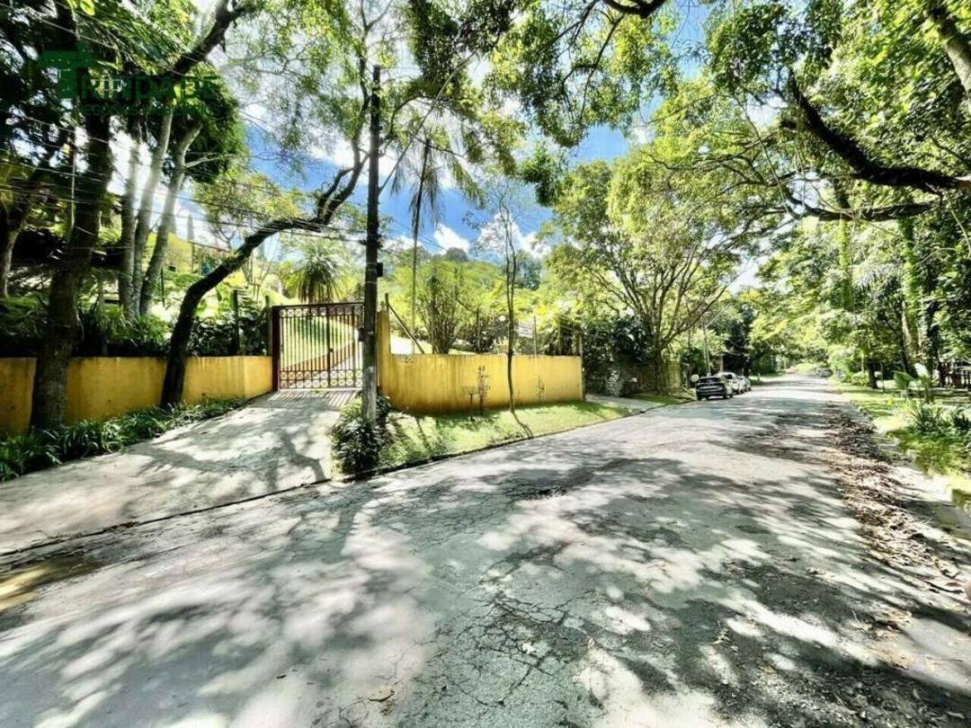 Casa com 4 dormitórios à venda, 336 m² por R$ 1.500.000,00 - Granja Viana - Carapicuíba/SP