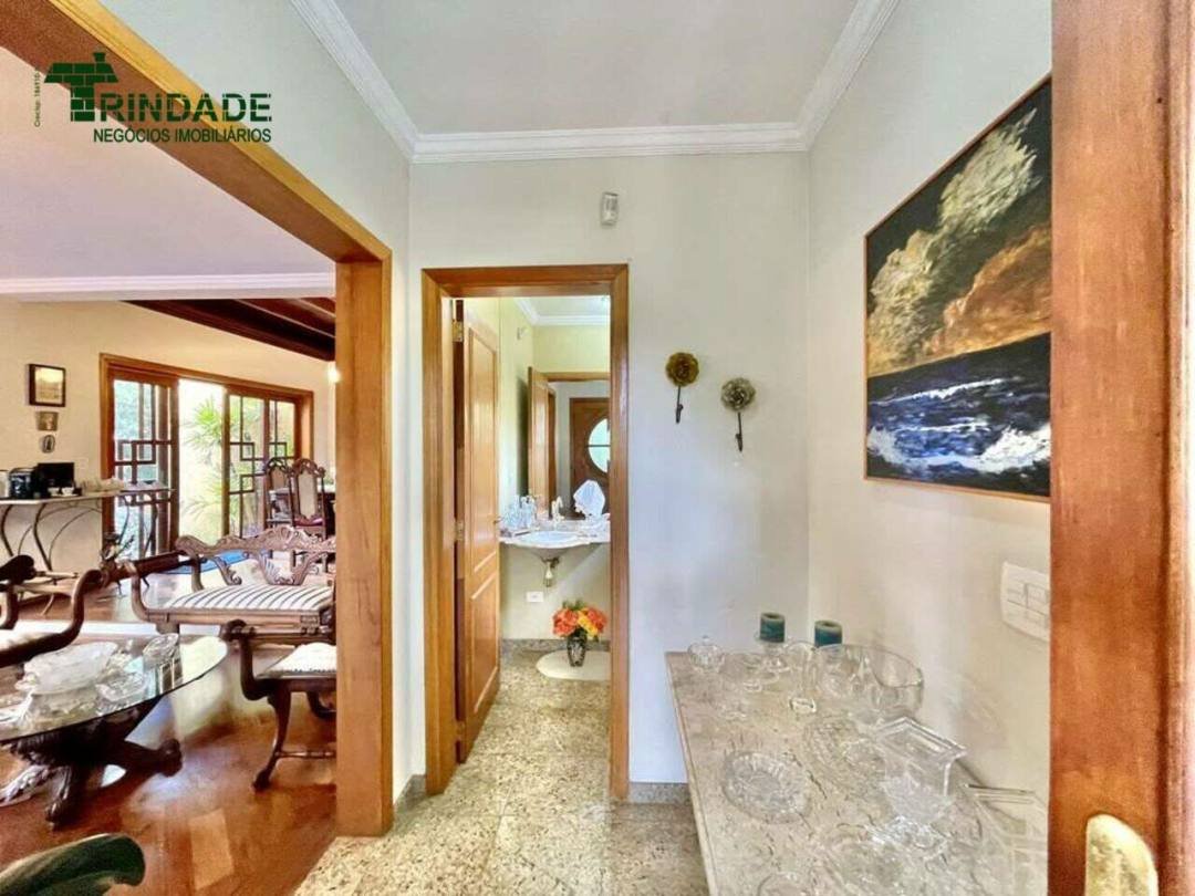 Casa com 4 dormitórios à venda, 336 m² por R$ 1.500.000,00 - Granja Viana - Carapicuíba/SP — foto 7 de 51