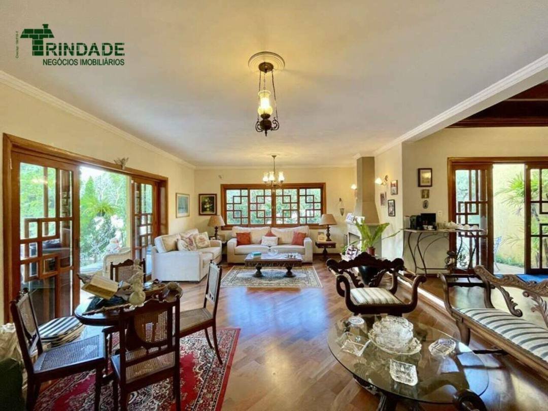 Casa com 4 dormitórios à venda, 336 m² por R$ 1.500.000,00 - Granja Viana - Carapicuíba/SP — foto 9 de 51