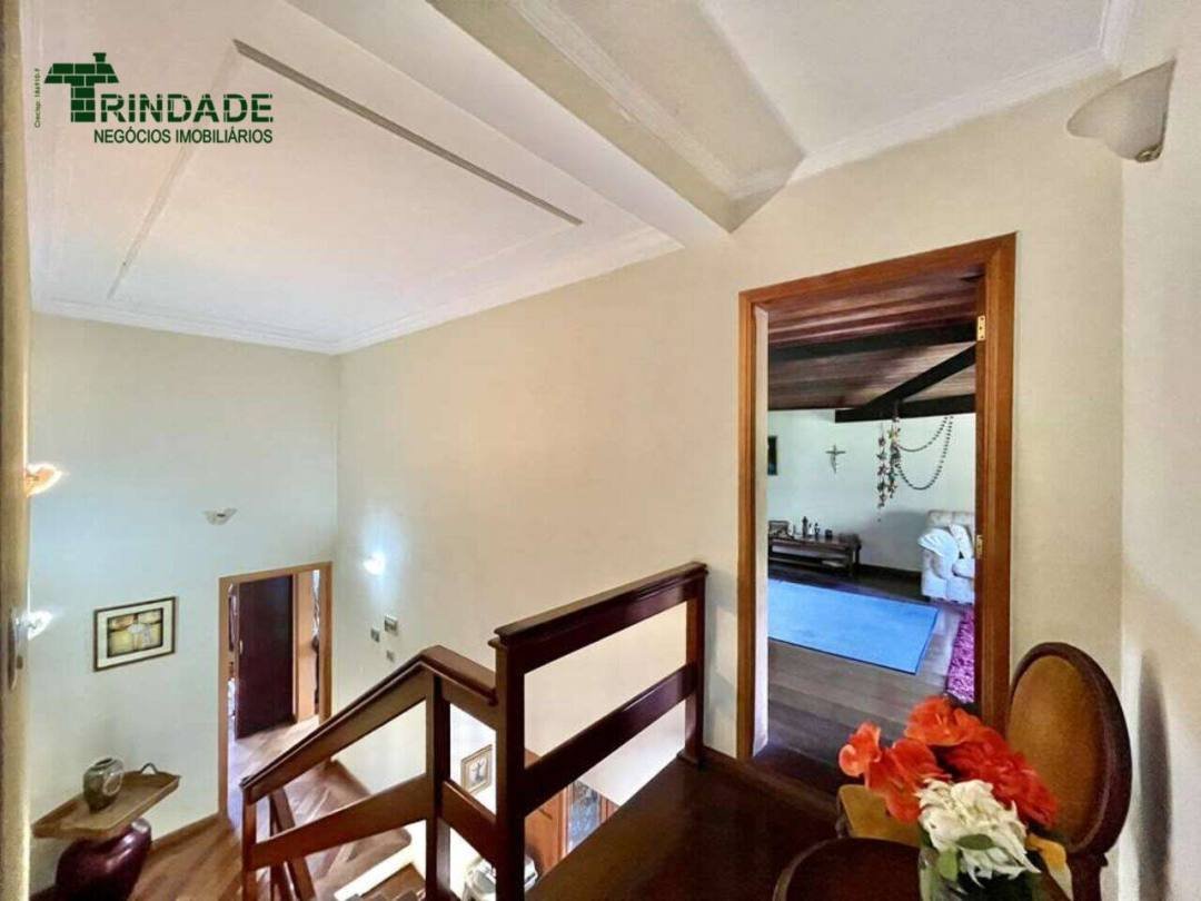 Casa com 4 dormitórios à venda, 336 m² por R$ 1.500.000,00 - Granja Viana - Carapicuíba/SP — foto 26 de 51