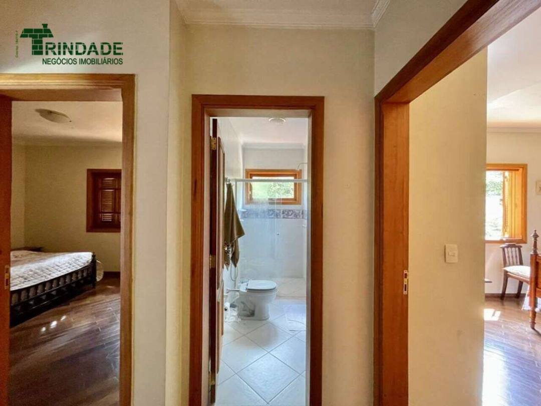 Casa com 4 dormitórios à venda, 336 m² por R$ 1.500.000,00 - Granja Viana - Carapicuíba/SP — foto 32 de 51