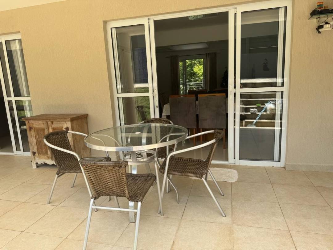 Casa com 3 dormitórios à venda, 340 m² por R$ 2.190.000,00 - Granja Viana - Embu das Artes/SP — foto 9 de 52