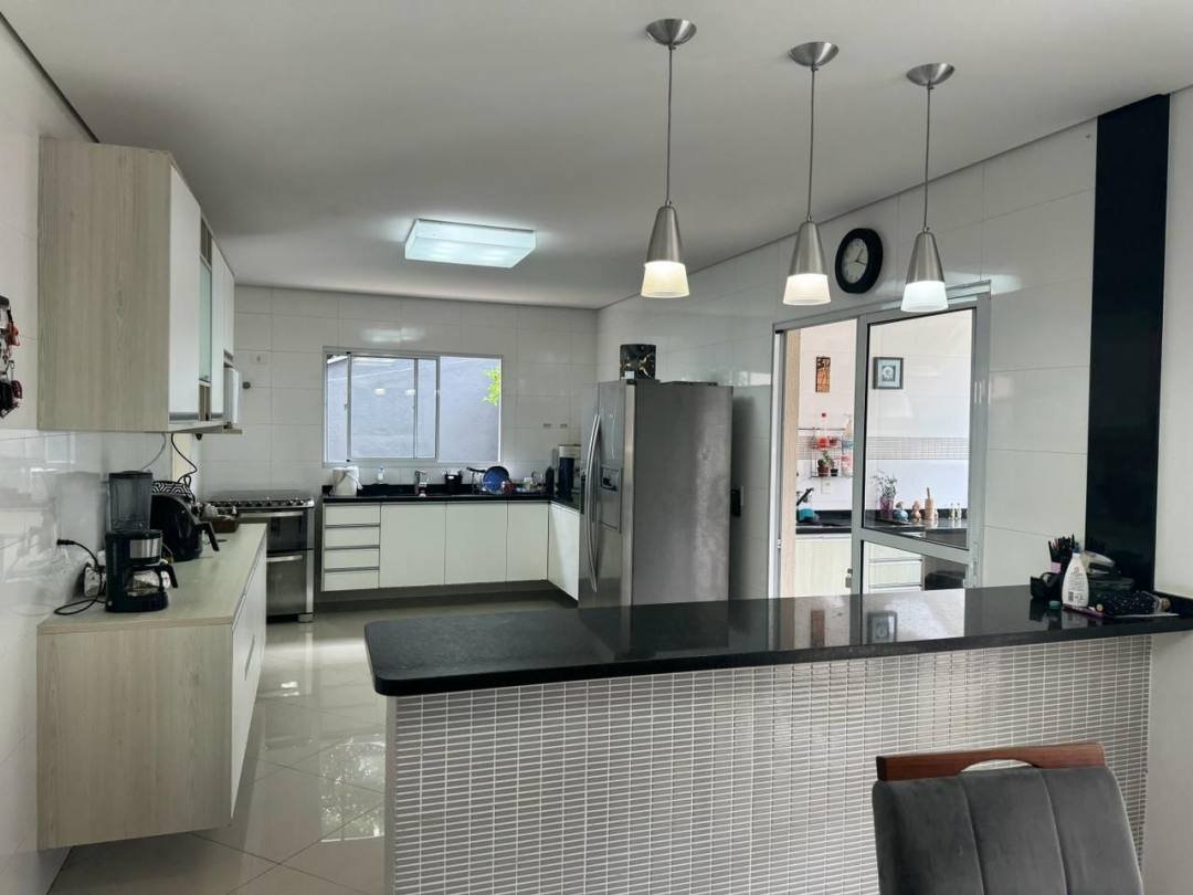 Casa com 3 dormitórios à venda, 340 m² por R$ 2.190.000,00 - Granja Viana - Embu das Artes/SP — foto 15 de 52
