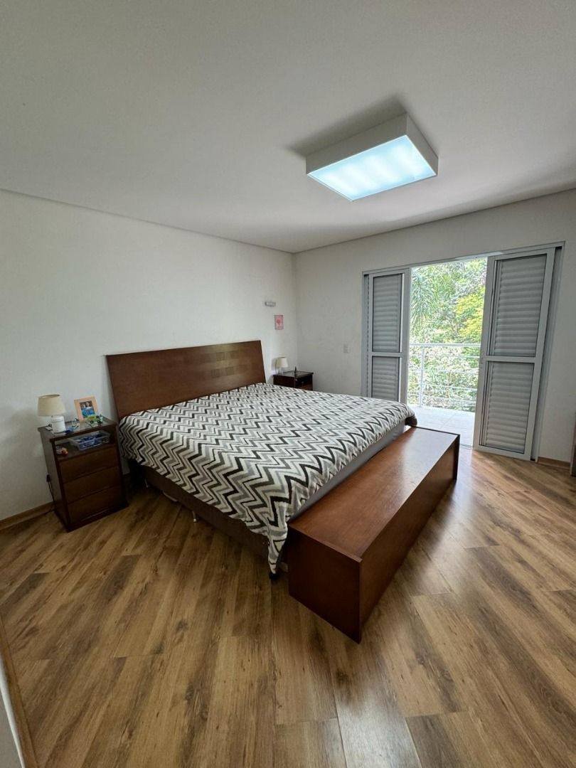Casa com 3 dormitórios à venda, 340 m² por R$ 2.190.000,00 - Granja Viana - Embu das Artes/SP — foto 31 de 52