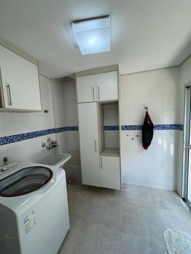 Casa com 3 dormitórios à venda, 340 m² por R$ 2.190.000,00 - Granja Viana - Embu das Artes/SP — foto 45 de 52