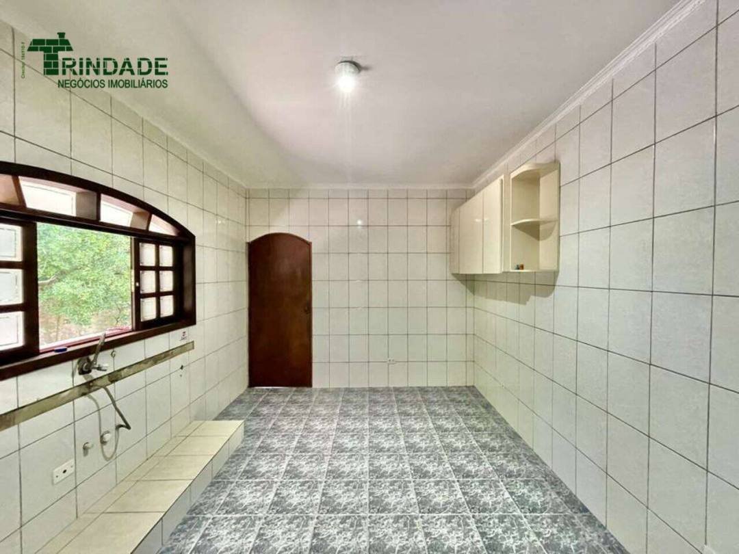 Casa com 3 dormitórios à venda, 230 m² por R$ 1.490.000,00 - Granja Viana - Cotia/SP — foto 25 de 48