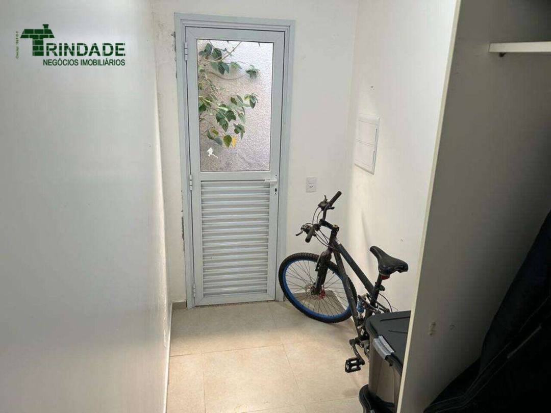 Casa com 3 dormitórios à venda, 270 m² por R$ 1.990.000,00 - Granja Viana - Jandira/SP — foto 33 de 48