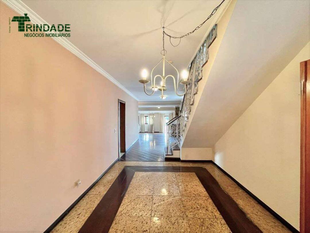 Casa com 4 dormitórios à venda, 356 m² por R$ 1.600.000,00 - Granja Viana - Carapicuíba/SP — foto 17 de 52