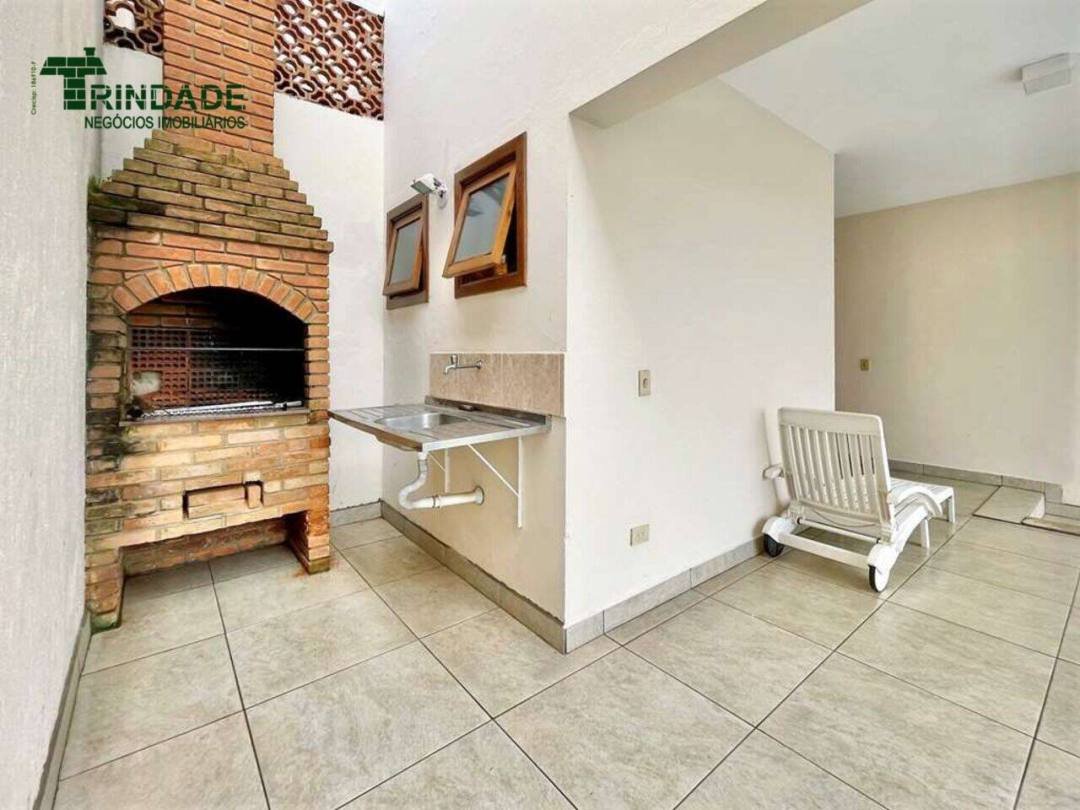 Casa com 4 dormitórios à venda, 356 m² por R$ 1.600.000,00 - Granja Viana - Carapicuíba/SP — foto 26 de 52