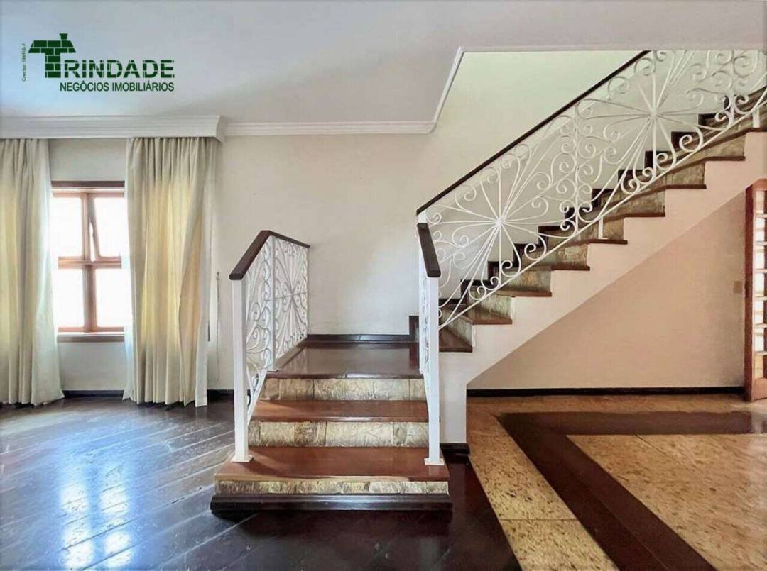 Casa com 4 dormitórios à venda, 356 m² por R$ 1.600.000,00 - Granja Viana - Carapicuíba/SP — foto 28 de 52