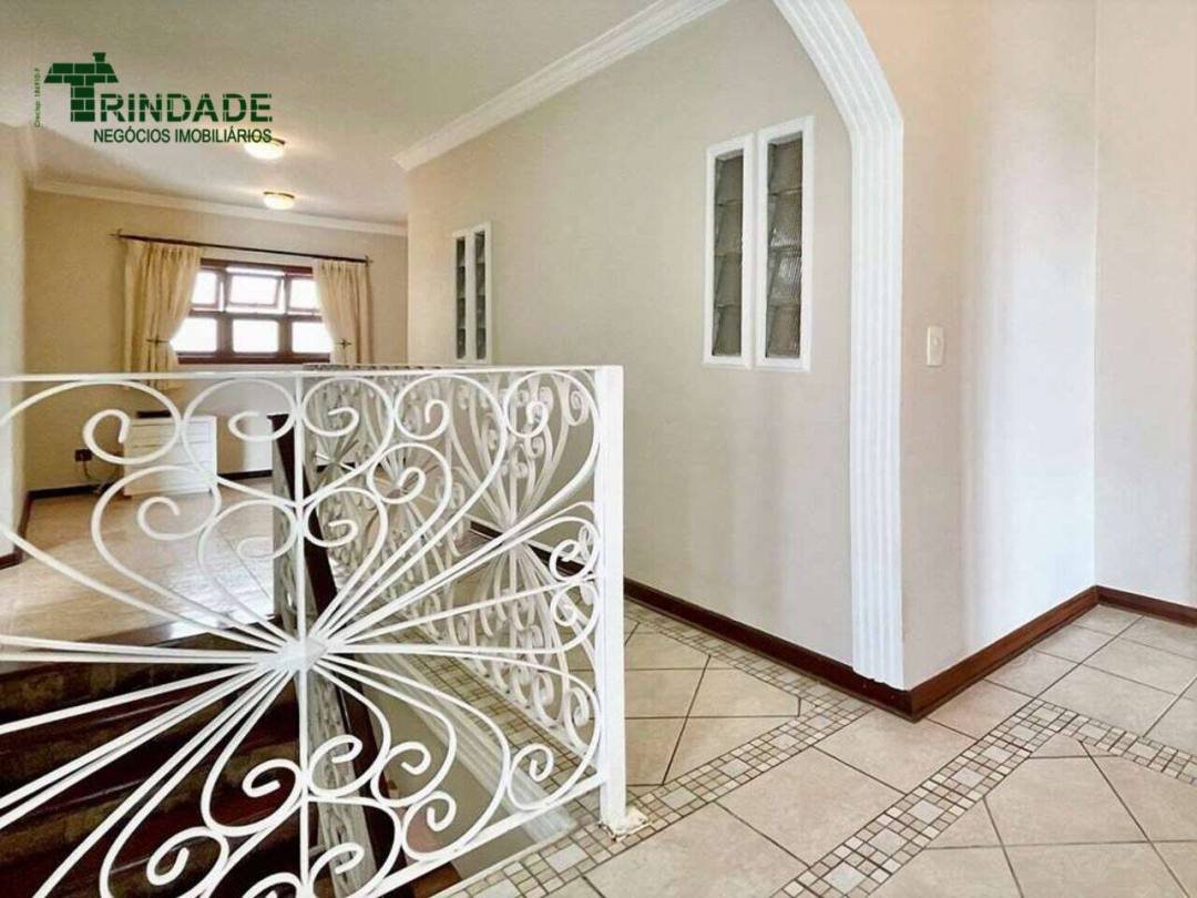 Casa com 4 dormitórios à venda, 356 m² por R$ 1.600.000,00 - Granja Viana - Carapicuíba/SP — foto 31 de 52