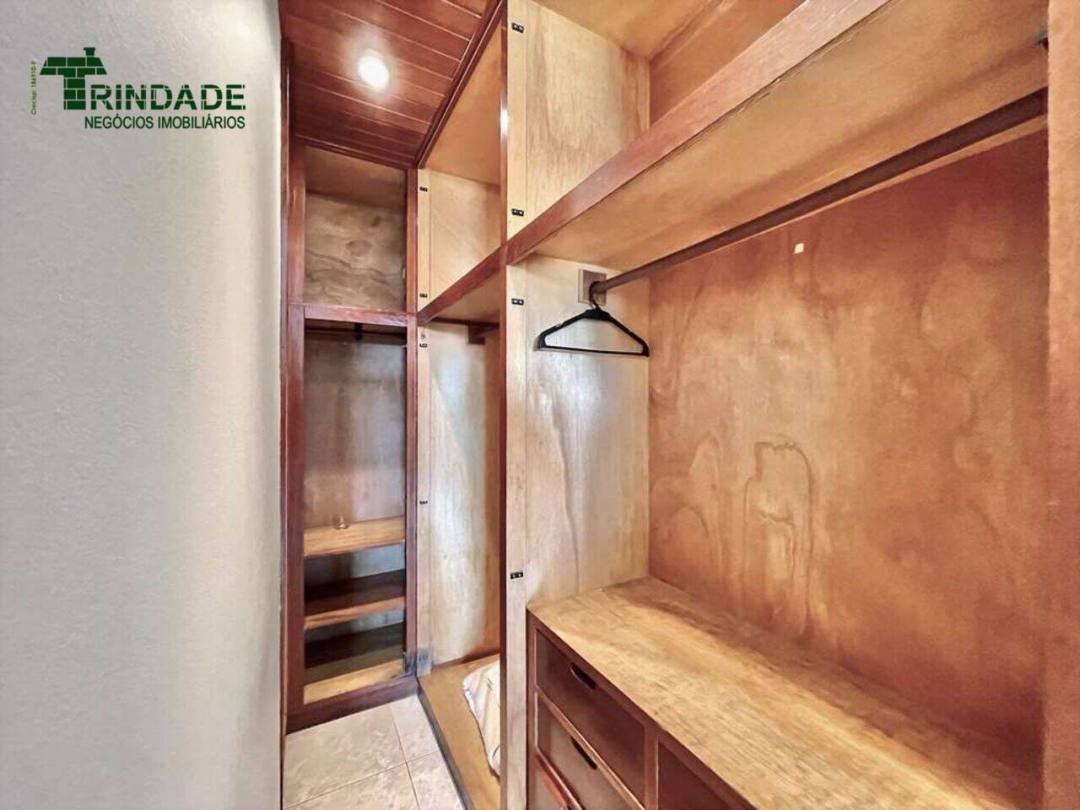 Casa com 4 dormitórios à venda, 356 m² por R$ 1.600.000,00 - Granja Viana - Carapicuíba/SP — foto 37 de 52