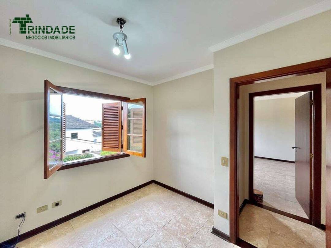 Casa com 4 dormitórios à venda, 356 m² por R$ 1.600.000,00 - Granja Viana - Carapicuíba/SP — foto 45 de 52