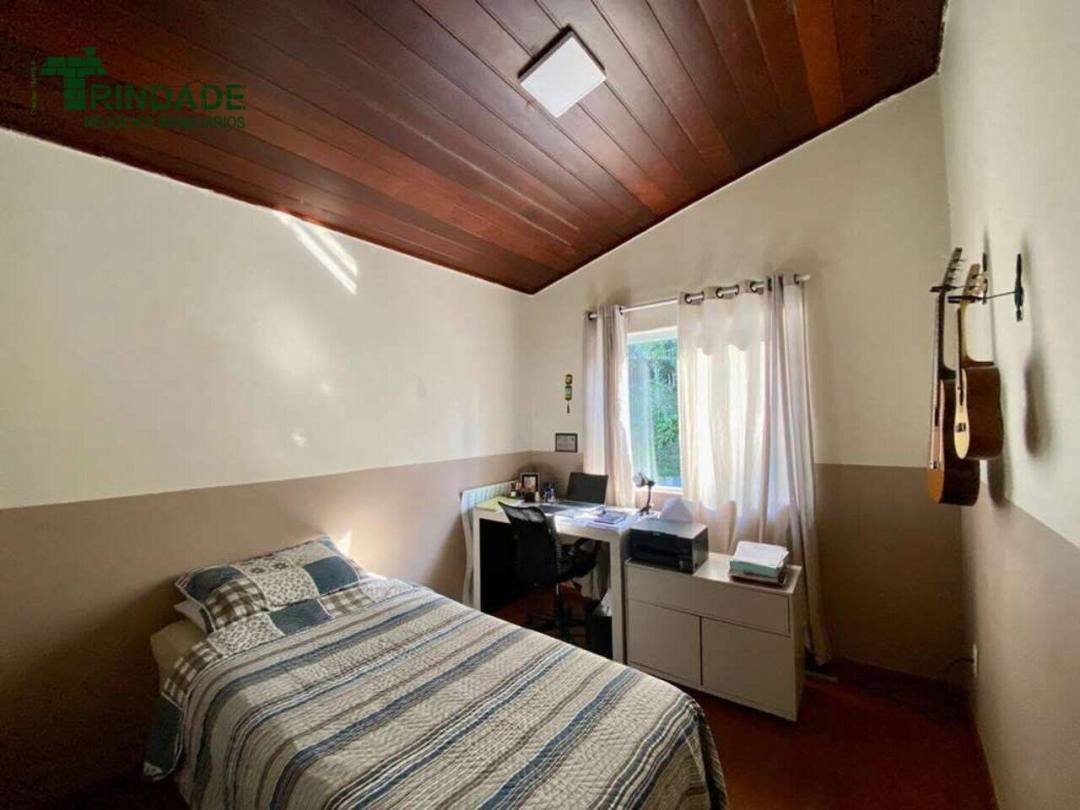 Casa com 4 dormitórios à venda, 312 m² por R$ 1.050.000,00 - Jardim Bolívia - Jandira/SP — foto 8 de 70