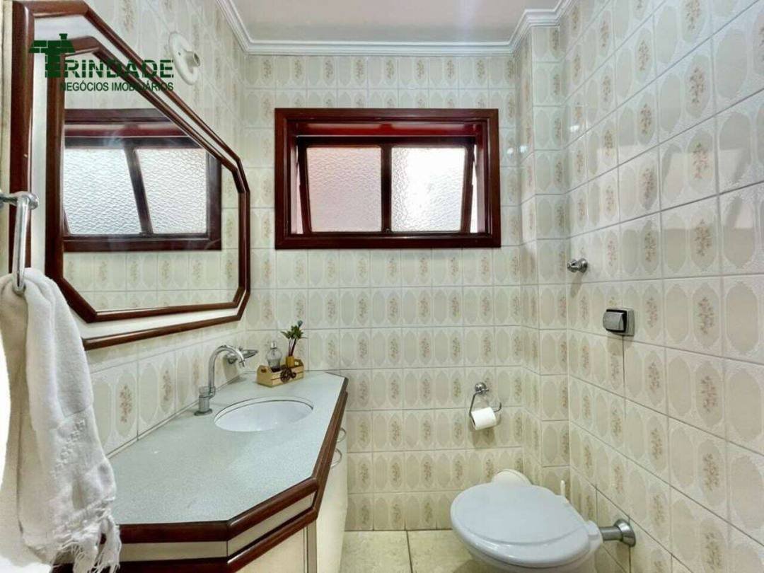 Casa com 4 dormitórios à venda, 350 m² por R$ 1.200.000,00 - Granja Viana - Cotia/SP — foto 14 de 57