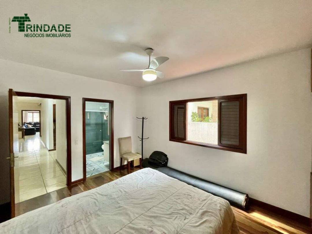 Casa com 4 dormitórios à venda, 350 m² por R$ 1.200.000,00 - Granja Viana - Cotia/SP — foto 21 de 57
