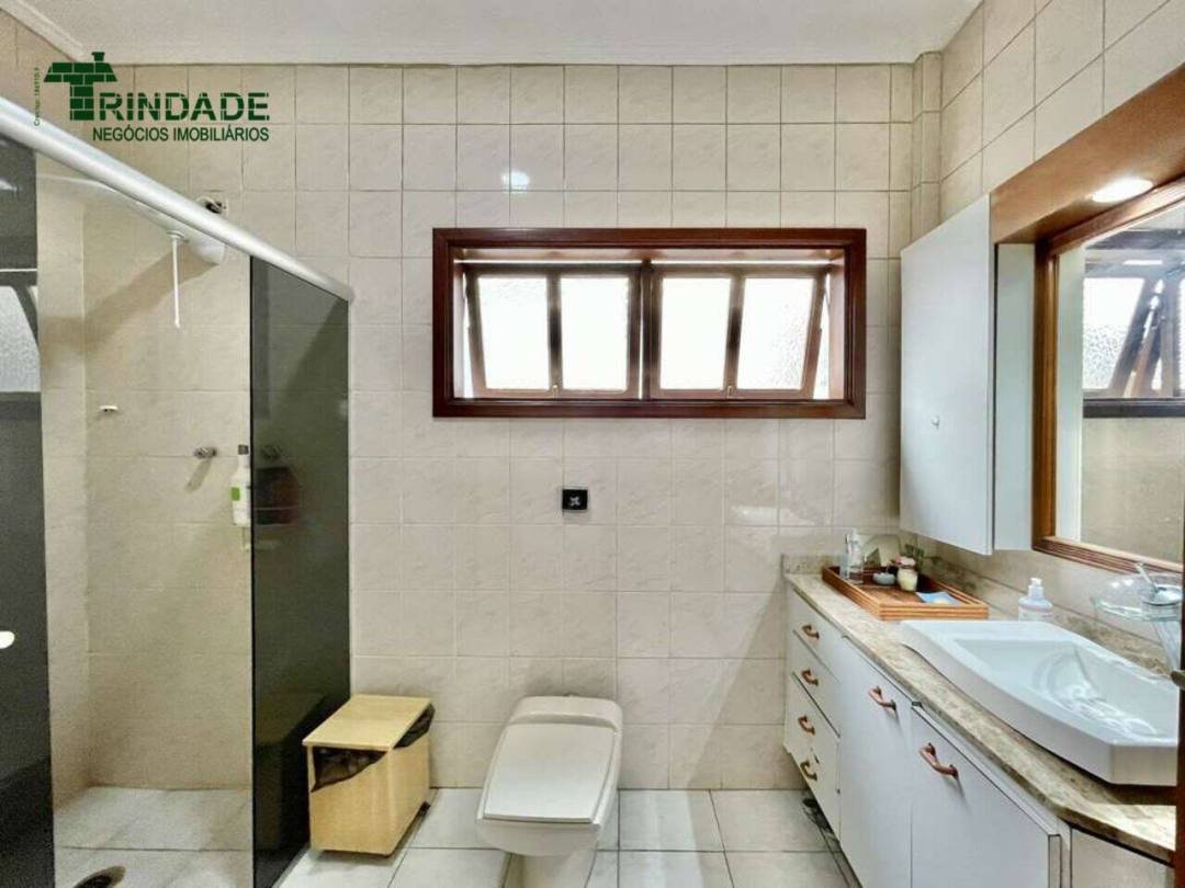 Casa com 4 dormitórios à venda, 350 m² por R$ 1.200.000,00 - Granja Viana - Cotia/SP — foto 29 de 57