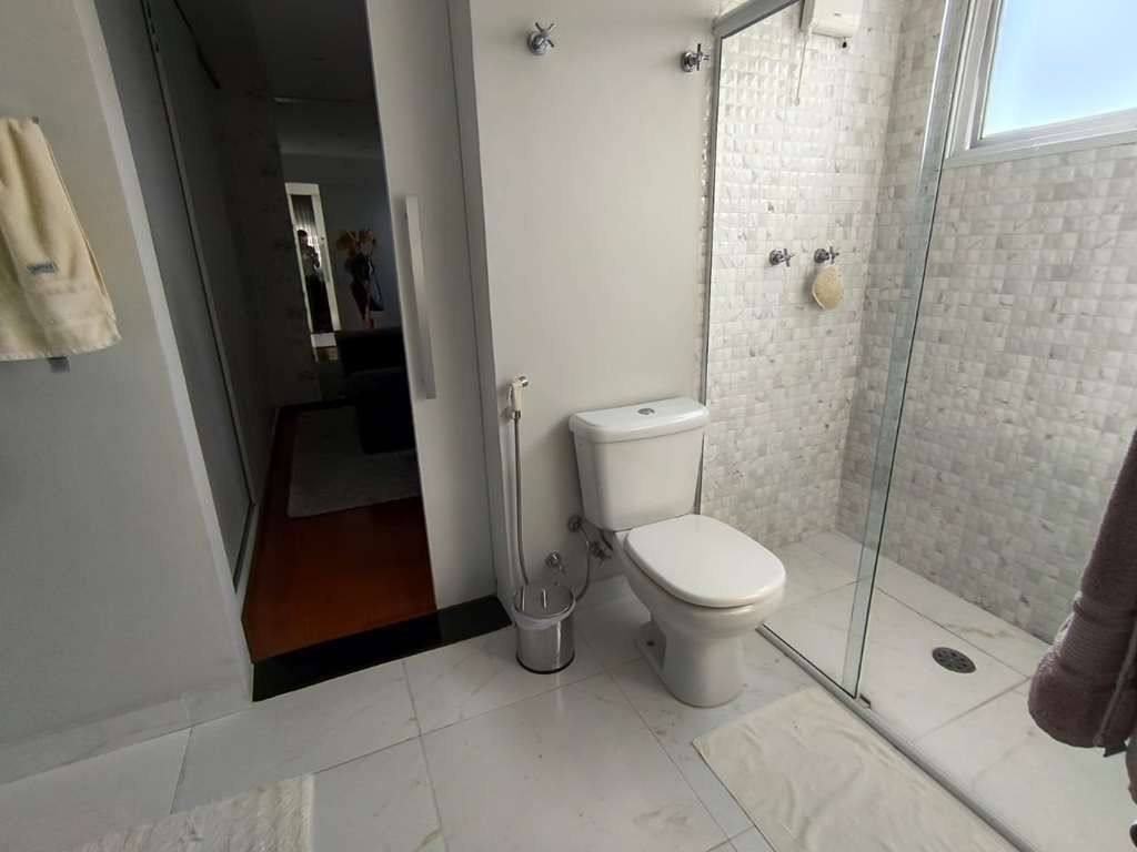 Casa com 3 dormitórios à venda, 451 m² por R$ 1.850.000,00 - Granja Viana - Cotia/SP — foto 50 de 75