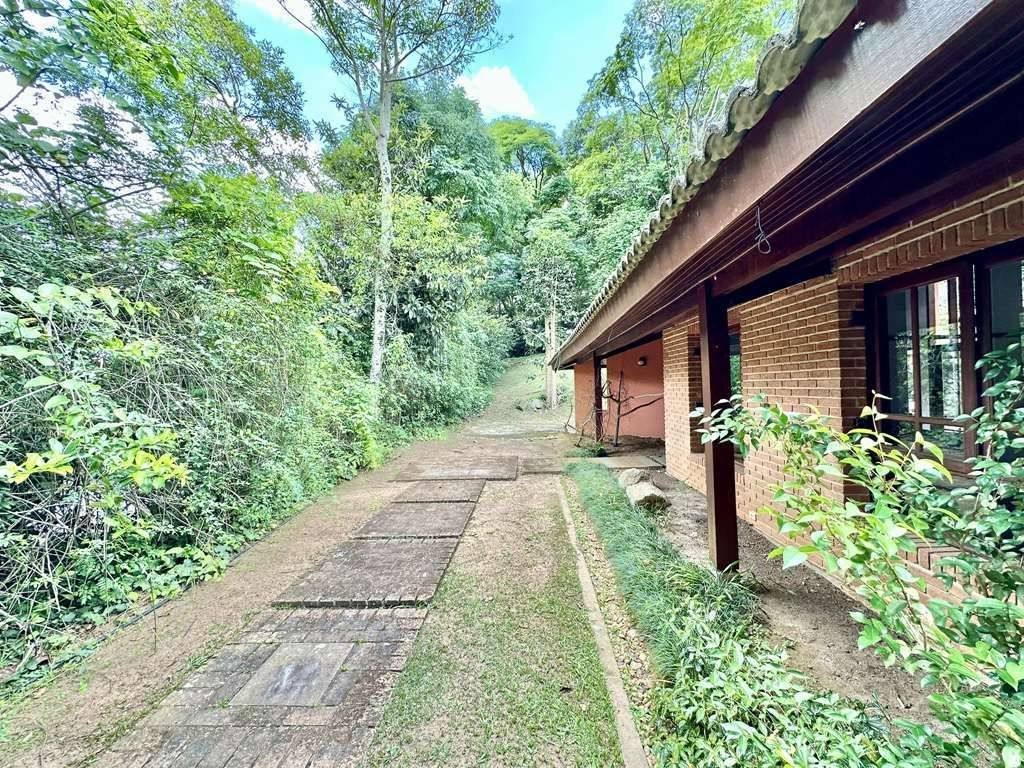 Casa com 4 dormitórios à venda, 417 m² por R$ 1.985.000,00 - Recanto Inpla - Carapicuíba/SP — foto 43 de 51