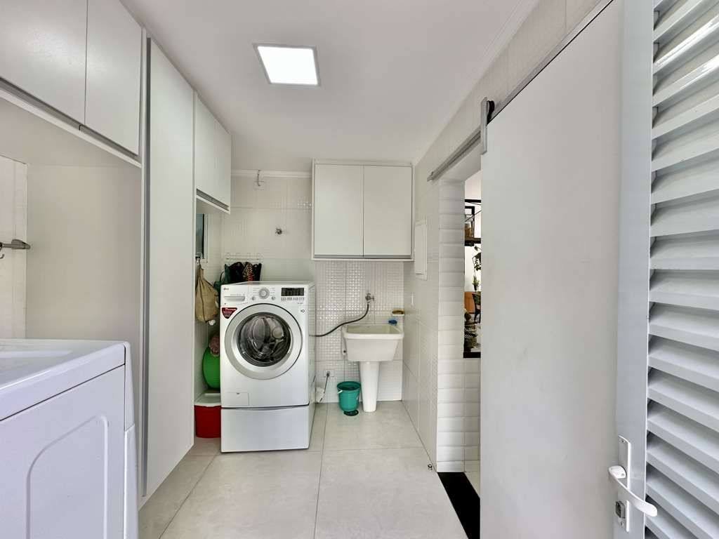Casa com 3 dormitórios à venda, 404 m² por R$ 2.500.000,00 - Granja Viana - Jandira/SP — foto 17 de 65