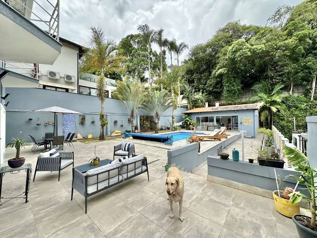 Casa com 3 dormitórios à venda, 404 m² por R$ 2.500.000,00 - Granja Viana - Jandira/SP — foto 20 de 65