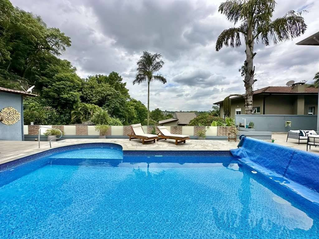 Casa com 3 dormitórios à venda, 404 m² por R$ 2.500.000,00 - Granja Viana - Jandira/SP — foto 25 de 65