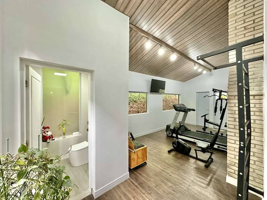 Casa com 3 dormitórios à venda, 404 m² por R$ 2.500.000,00 - Granja Viana - Jandira/SP — foto 32 de 65