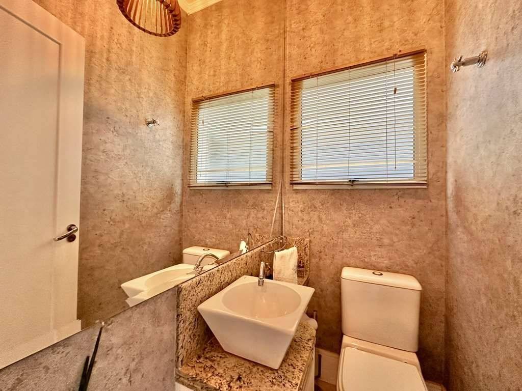 Casa com 3 dormitórios à venda, 404 m² por R$ 2.500.000,00 - Granja Viana - Jandira/SP — foto 37 de 65