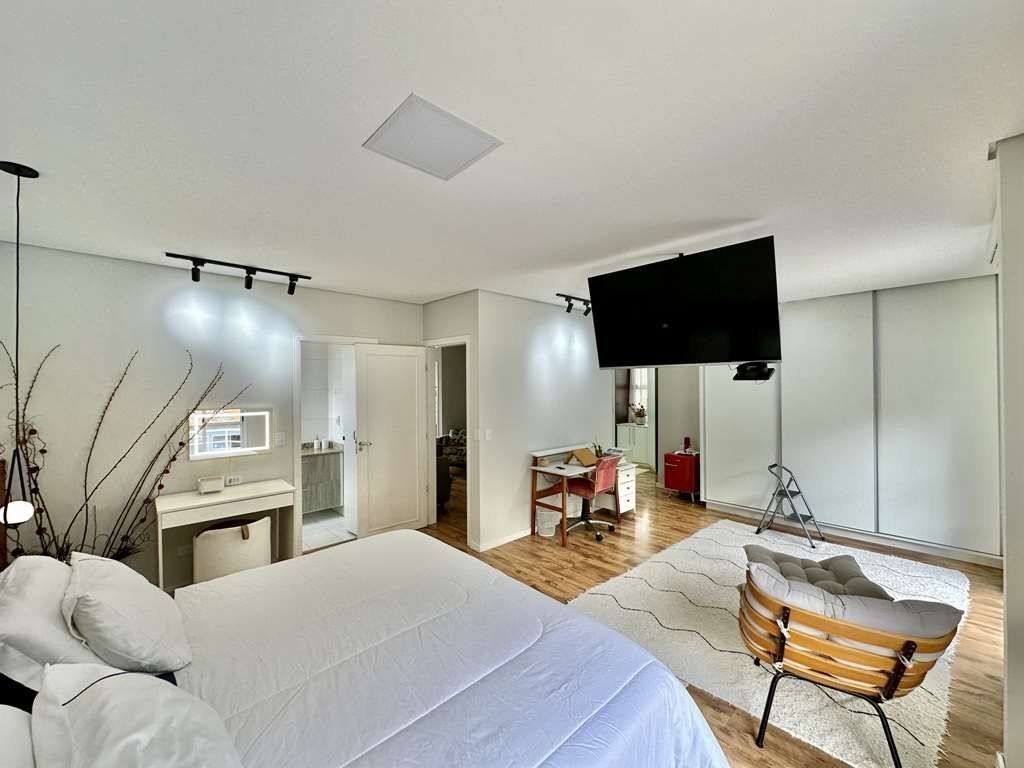Casa com 3 dormitórios à venda, 404 m² por R$ 2.500.000,00 - Granja Viana - Jandira/SP — foto 42 de 65