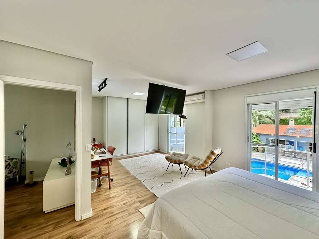 Casa com 3 dormitórios à venda, 404 m² por R$ 2.500.000,00 - Granja Viana - Jandira/SP — foto 43 de 65