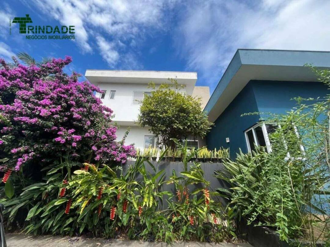 Casa com 3 dormitórios à venda, 300 m² por R$ 1.890.000,00 - Granja Viana - Jandira/SP — foto 4 de 75