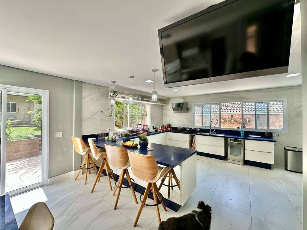 Casa com 3 dormitórios à venda, 489 m² por R$ 1.850.000,00 - Granja Viana - Jandira/SP — foto 18 de 79