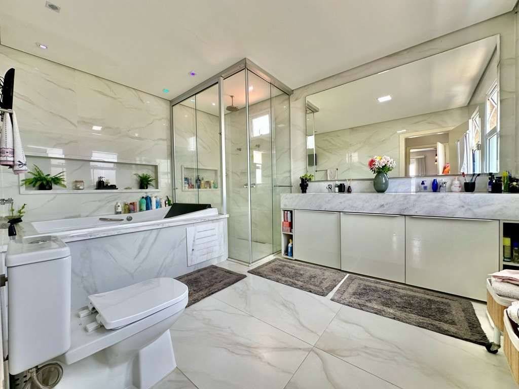 Casa com 3 dormitórios à venda, 489 m² por R$ 1.850.000,00 - Granja Viana - Jandira/SP — foto 32 de 79