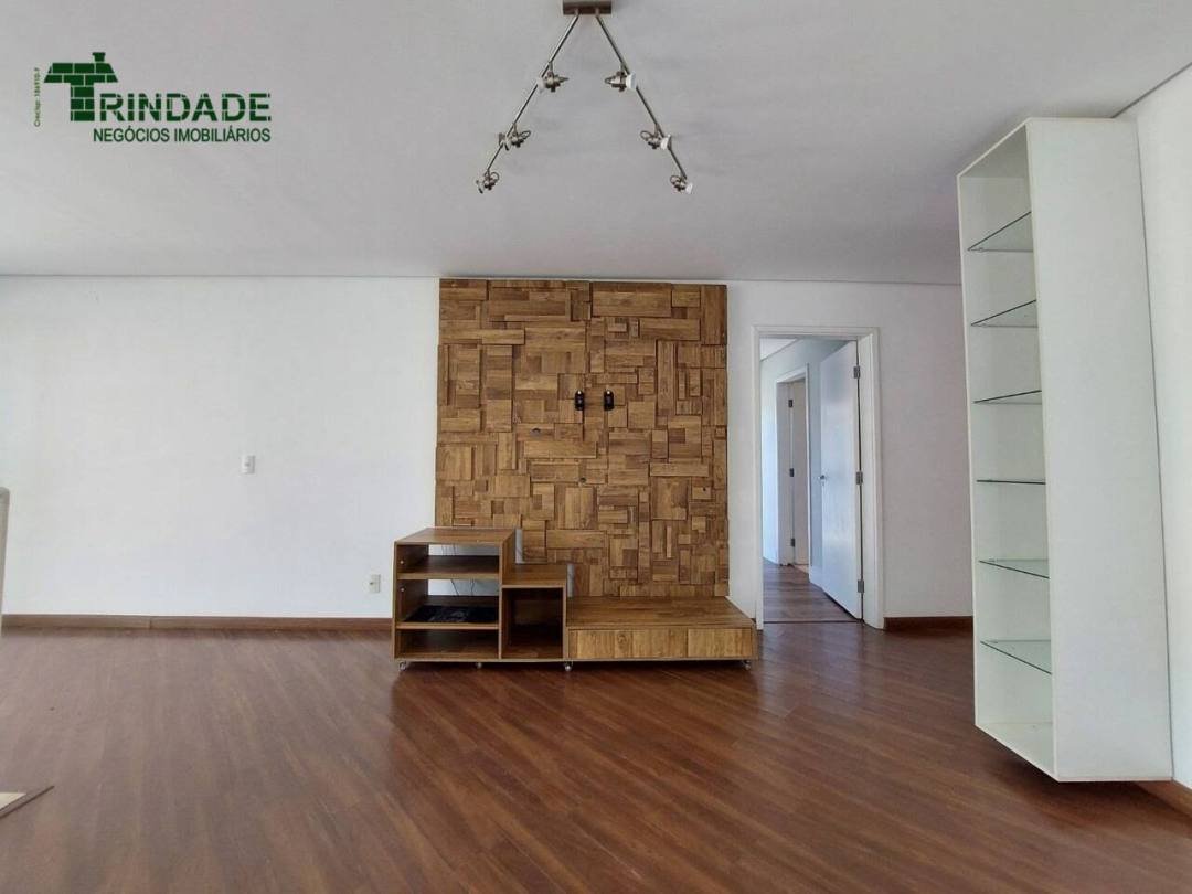 Casa com 3 dormitórios à venda, 235 m² por R$ 1.550.000,00 - Granja Viana - Cotia/SP — foto 20 de 47