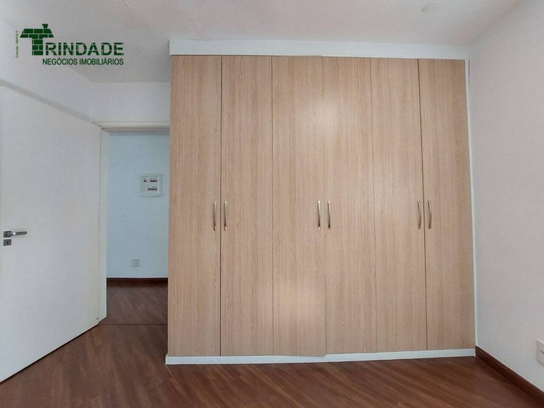 Casa com 3 dormitórios à venda, 235 m² por R$ 1.550.000,00 - Granja Viana - Cotia/SP — foto 28 de 47
