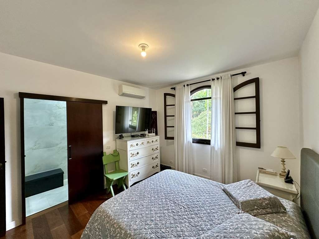 Casa com 5 dormitórios à venda, 576 m² por R$ 3.400.000,00 - Granja Viana - Cotia/SP — foto 14 de 58