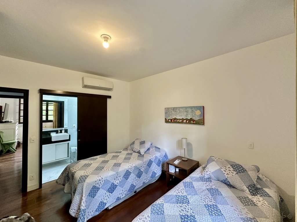 Casa com 5 dormitórios à venda, 576 m² por R$ 3.400.000,00 - Granja Viana - Cotia/SP — foto 16 de 58
