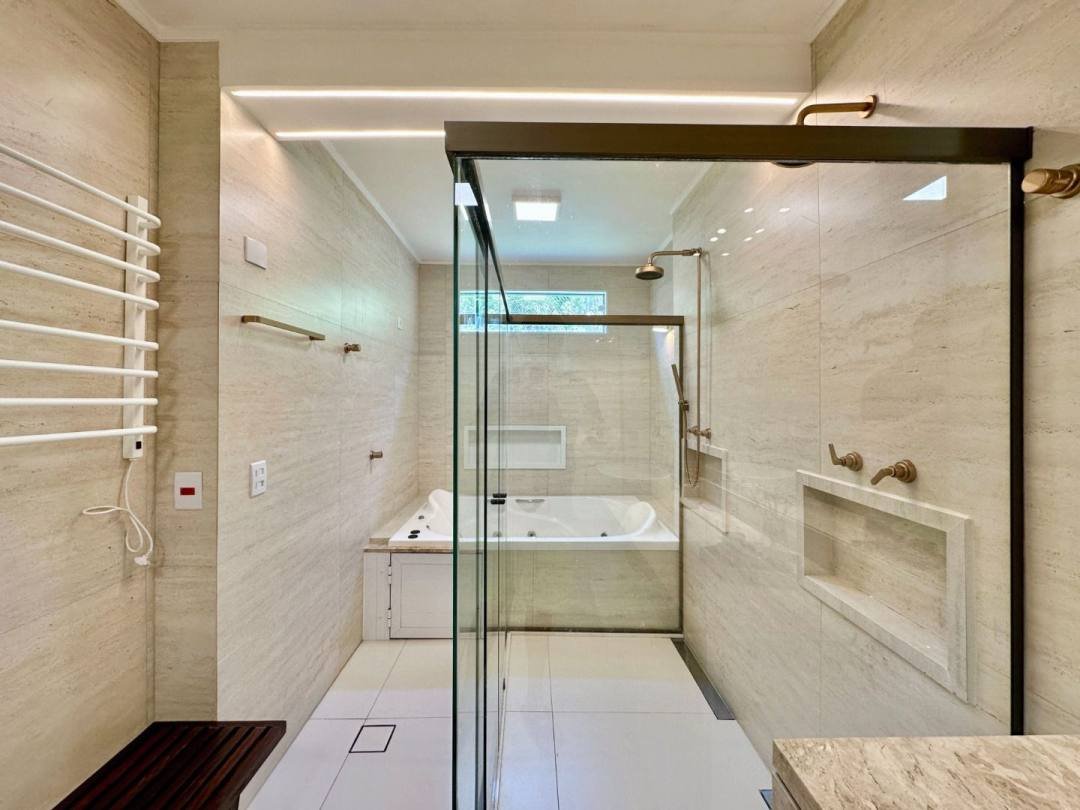 Casa com 4 dormitórios, 243 m² - venda por R$ 2.900.000,00 ou aluguel por R$ 9.156,00/mês - Granja Viana - Cotia/SP — foto 10 de 64